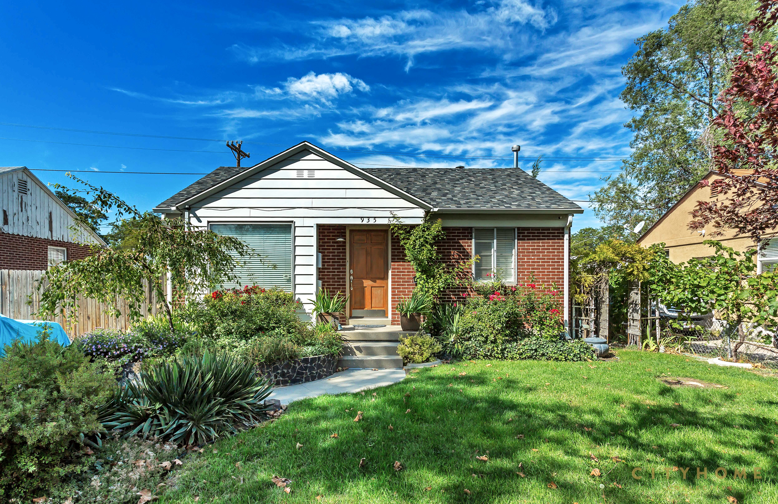 Rose Park Right At Home